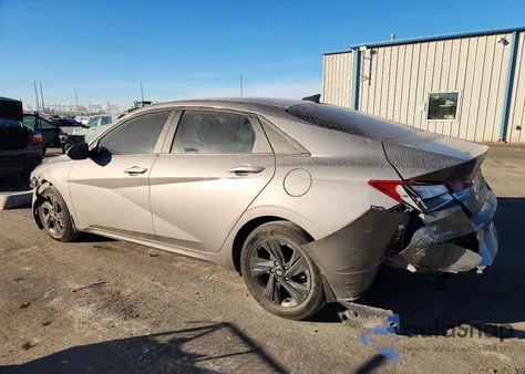 2022 Hyundai Elantra Sel z USA, uszkodzony, nr VIN KMHLM4AG8NU321123